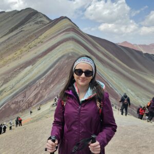 Los colores naturales de la cordillera de Vilcanota en el tour a Vinicunca.